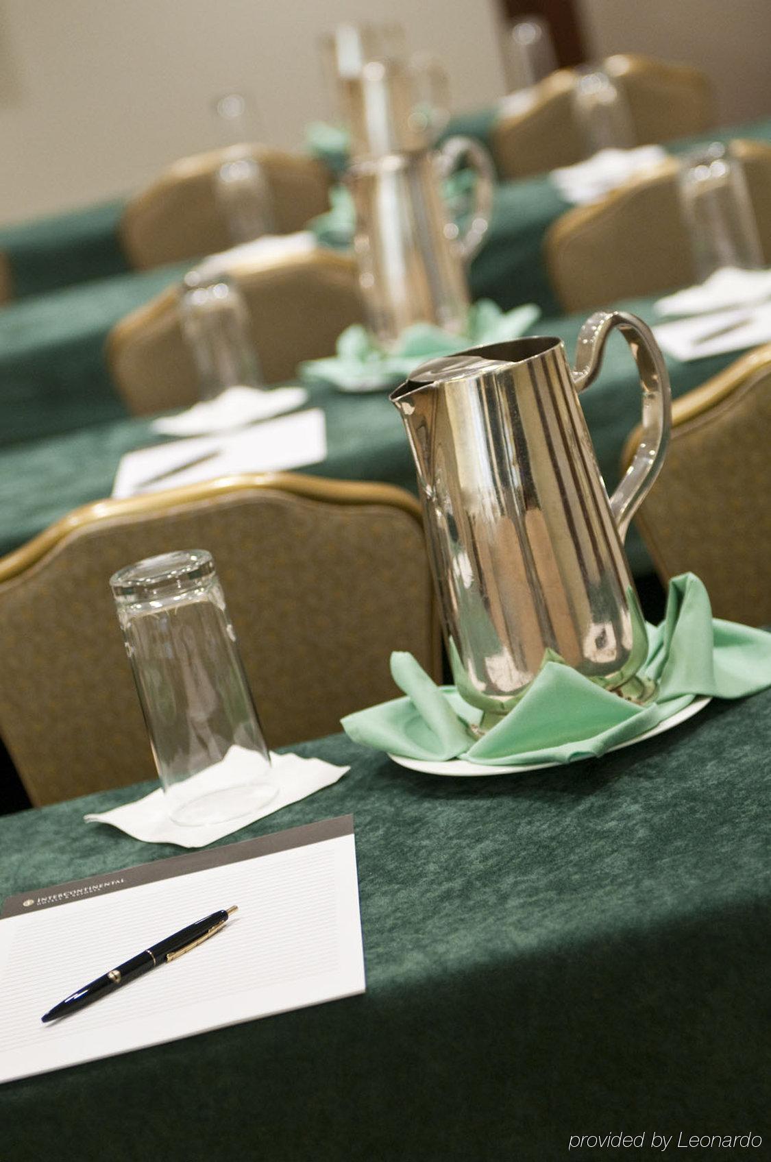 Intercontinental Suites Hotel Cleveland By Ihg Einrichtungen foto